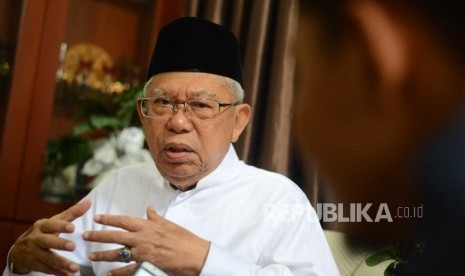 Ketua Umum Majelis Ulama Indonesia (MUI) KH Ma'ruf Amin  saat melakukan wawancara eklusif dengan Republika di Jakarta, Jumat (29/6).