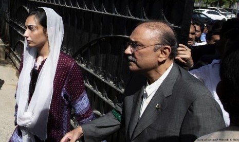 Mantan Presiden Pakistan Asif Ali Zardari Ditahan Badan Anti Korupsi