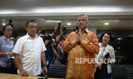 Konferensi Pers Dirut PLN. Direktur Utama PLN Sofyan Basir menggelar konferensi pers di Kantor Pusat PLN, Jakarta, Senin (16/7).