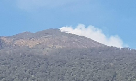 Kebakaran Hutan Gunung Ceremai, Pendaki Dievakuasi