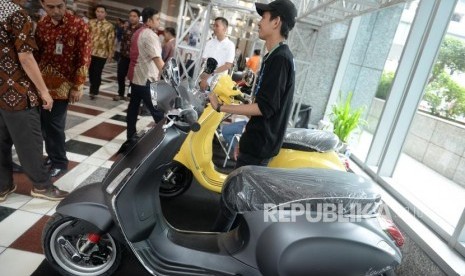 Layanan Kredit Motor. PT BFI Finance Indonesia Tbk membukukan laba bersih senilai Rp 1,8 triliun sepanjang tahun 2022. 