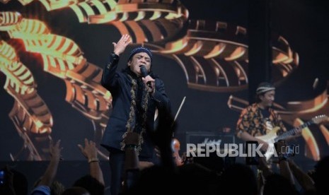 Penyanyi Didi Kempot saat konser tunggal bertajuk The Godfahter of Broken Heart Konangan Concert di Jakarta, Jumat (20/9/2019). Maestro campursari tersebut meninggal dunia pada Selasa (5/5).