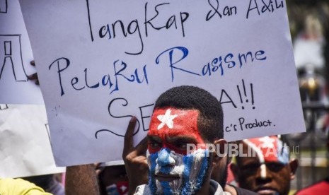 Aksi solidaritas menolak rasisme terhadap Papua