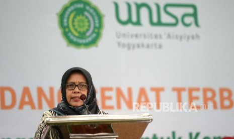 Ketua Umum Pimpinan Pusat Aisyiyah, Siti Noordjannah. 