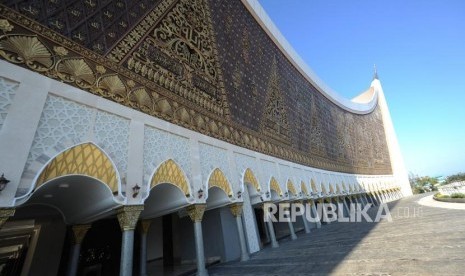 Salah satu sudut bangunan Masjid Raya Sumatra Barat.