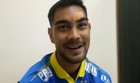  Gelandang asing Persib Bandung, Omid Nazari