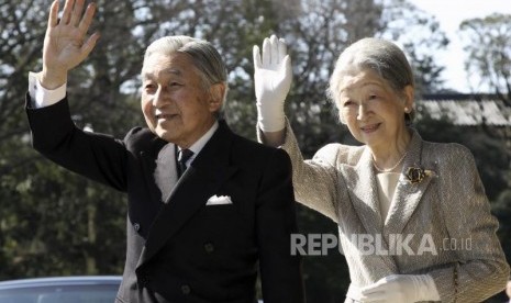 Kaisar Jepang Akihito dan Permaisuri Michiko