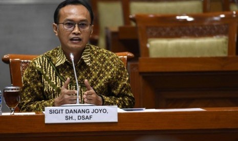 Calon pimpinan KPK Sigit Danang Joyo menjalani uji kepatutan dan kelayakan di ruang rapat Komisi III DPR, Jakarta, Rabu (11/9/2019).