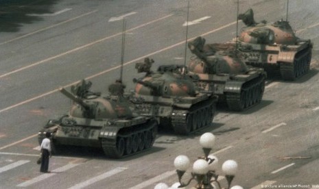 Cina 30 Tahun Setelah Peristiwa Tiananmen: Ekonomi Maju, Kebebasan Mundur