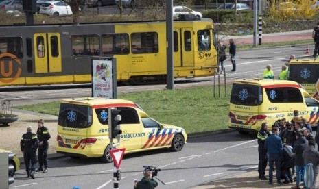 Insiden penembakan terjadi pada sebuah trem di Utrecht, Belanda, Senin (18/3).