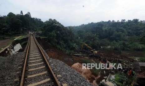 Kondisi jalur kereta api jurusan Sukabumi-Bogor / Ilustrasi 