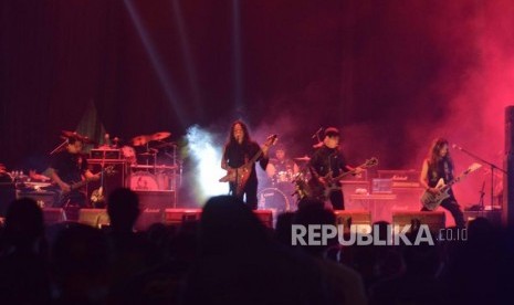 Hammersonic, festival musik keras terbesar di Asia Tenggara, kembali menggebrak industri musik Tanah Air (Festival Hammersonic 2018, penampilan band Koil)