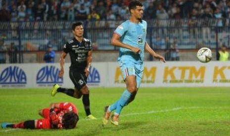 Persela Kaget dengan Dua Gol Persib di Babak Pertama