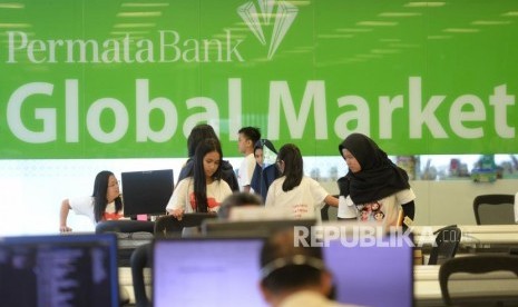 Pengenalan Literasi Keuangan Anak Sabang-Merauke di kantor pusat PermataBank, Jakarta, Jumat (13/7). PT Bank Permata Tbk atau PermataBank membukukan laba bersih setelah pajak sebesar Rp 756 miliar pada kuartal I 2023.