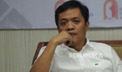 Politikus Gerindra, Habiburokhman, khawatir keberadaan pasal penghinaan presiden dalam KUHP bisa mengakibatkan tuduhan kepada siapapun yang menjadi presiden, atau siapapun yang berkuasa menggunakan kekuasaan untuk membungkam kritik.