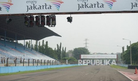 Tinjau Sirkuit Sentul. Sirkuit Sentul, Bogor, Jawa Barat, Selasa (6/3).