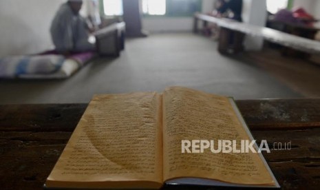 Islam Menempatkan Ilmu Dan Ulama Dengan Kedudukan Mulia Republika Online