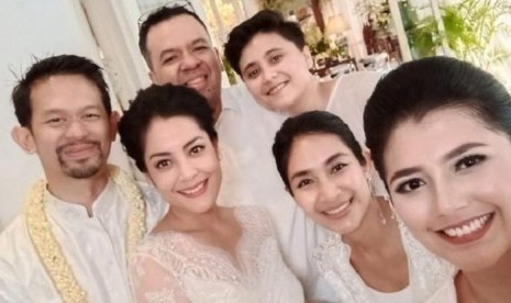 Kantongi Rp300 Miliar, Ini Gurita Bisnis Milik Suami Lulu Tobing. (FOTO: (Foto: Instagram Happy Salma ))