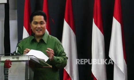 CEO Mahaka Group Erick Thohir menyampaikan pidato pembukanya bertema “Stabilitas Politik Menjelang Pilpres 2019 dan Strategi Menghadapi Revolusi Industri 4.0” pada acara Infobank 3th 100 Fastest Growing Companies Award di Jakarta, Kamis (31/1).