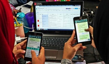 Cihuy, WhatsApp Web Akan Tetap Bekerja Meski Ponsel Mati. (FOTO: Idhad Zakaria)