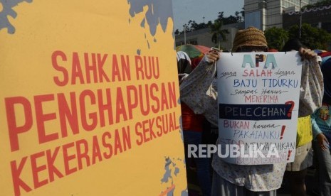 Sejumlah aktivis saat melakukan aksi Rancangan Undang-undang Penghapusan Kekearasan Seksual (RUU PKS) (ilustrasi)