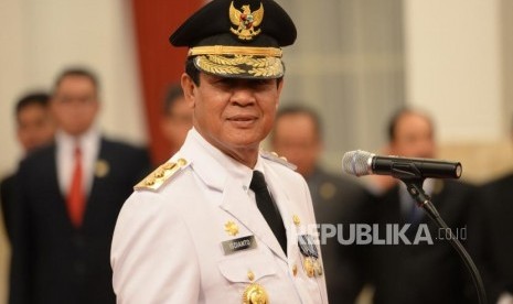  Pelaksana Tugas Gubernur Kepulauan Riau Isdianto 