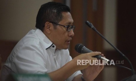 Mantan Ketua Umum Partai Demokrat Anas Urbaningrum. Ketua PKN sebut Anas Urbaningrum akan buka-bukaan setelah bebas dari penjara.