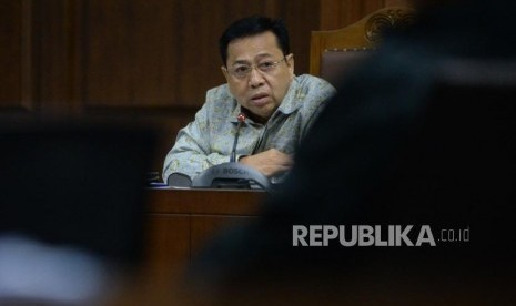 Terdakwa kasus korupsi KTP Elektronik Setya Novanto mengikuti sidang lanjutan di Pengadilan Tipikor, Jakarta. (ilustrasi)