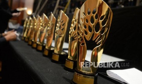 Anugerah Syariah Republika 2018. Jejeran piala Anugerah Syariah Republika (ASR) 2018 di Jakarta, Kamis (8/11).