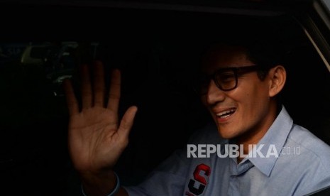 Bahas Visi Misi. Cawapres Nomer urut 02 Sandiaga Uno usai melakukan pertemuan bersama SBY di Jakarta, Kamis (10/1/2019).