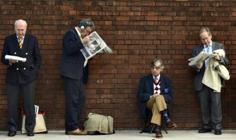 Surat Kabar Milik Orang Terkaya Dunia Gulung Tikar, Penyebabnya. . .. (FOTO: Reuters/Philip Brown)