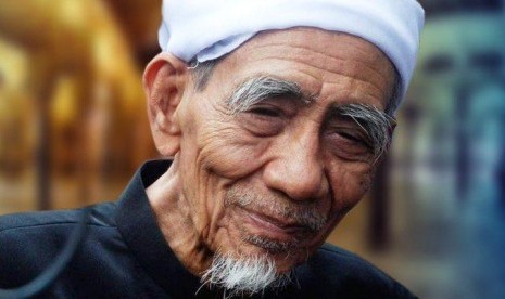 Setelah Disalatkan di Masjidil Haram, Mbah Moen Dimakamkan di Ma'la