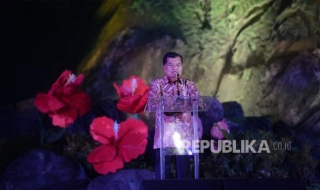 Malam Apresiasi Inasgoc. Wakil Presiden Jusuf Kalla menyampaikan sambutan saat malam apresiasi Inasgoc di Jakarta, Selasa (18/12) malam. 