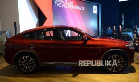 Peluncuran BMW X4 dan X3. All-new BMW X4 ditampilkan saat peluncuran di Jakarta, Kamis (7/2/2019).