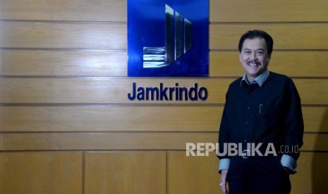 Direktur Utama Jamkrindo Randi Anto saat diwawancarai Republika, Jakarta, beberapa waktu lalu. Jamkrindo melakukan penyesuaian operasional seiring efektifnya PSBB di Jakarta, Depok, Bogor, dan Bekasi.