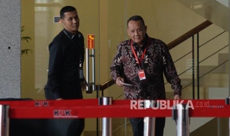 Mantan Sekretaris Mahkamah Agung Nurhadi Abdurrachman bersiap menjalani pemeriksaan di Komisi Pemberantasan Korupsi,  Jakarta, Selasa (6/11).