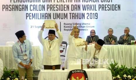 Pengundian nomer urut Pilpres 2019 di KPU, Jakarta, Jumat (21/9) malam.