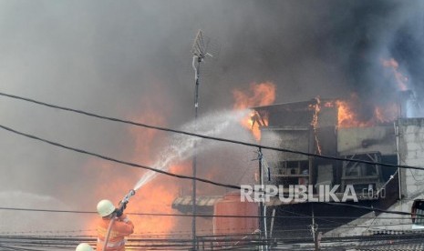 Kebakaran permukiman di Manggarai, Jakarta Selatan, beberapa waktu lalu. Masyarakat di Jakarta diimbau mewaspadai ancaman kebakaran khususnya di tengah musim kemarau.