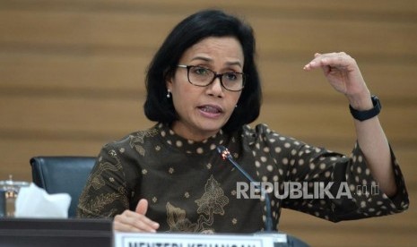 Realisasi APBN Triwulan Pertama. Menteri Kuangan Sri Mulyani memberikan paparan terkait realisasi APBN Triwulan Pertama 2018 di Kementerian Keuangan, Jakarta, Senin (16/4).