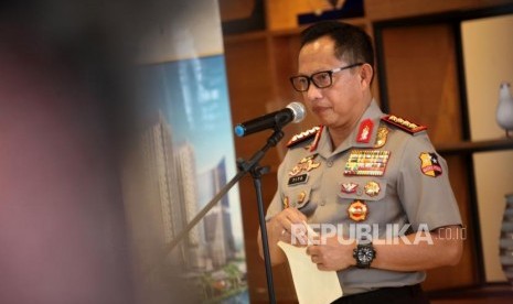 Kapolri Jenderal Polisi Tito Karnavian memberikan sambutan saat peluncuran Operasi Green Line dan Pemberlakuan Paket Kebijakan Penanganan Kemacetan di Tol Jakarta Cikampek di Bekasi, Jawa Barat, beberapa waktu lalu