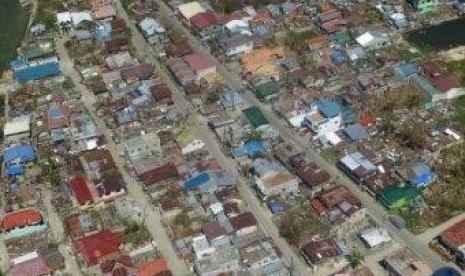 Filipina setelah dihajar oleh Topan Haiyan