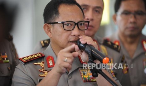 Kapolri Jendral Polisi Tito Karnavian usai memberikan pembekalan kepada Anggota Polri saat  rapat pimpinan Polri di Auditorium PTIK,  Jakarta, Rabu (24/1).