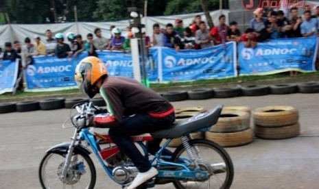 Motor Si Jambret Tampil Di Drag Bike Bsd Tangerang Republika Online