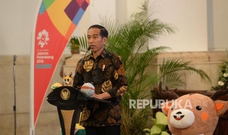 Promosi Asian Games 2018. Presiden Joko Widodo memberikan sambutan pada  pertemuan untuk Promosi Asian Games 2018 di Istana Negara, Jakarta, Selasa (5/6).