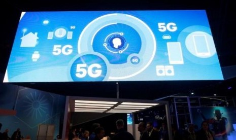 Smartfren Uji Coba 5G di Industri Manufaktur. (FOTO: Reuters/Steve Marcus)