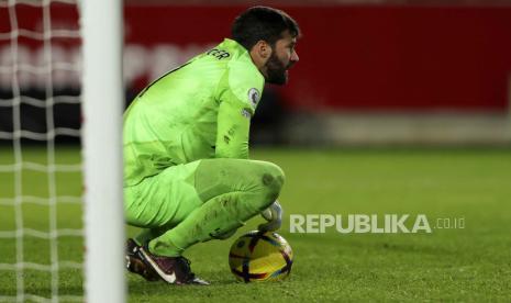 Kiper Liverpool Alisson Becker