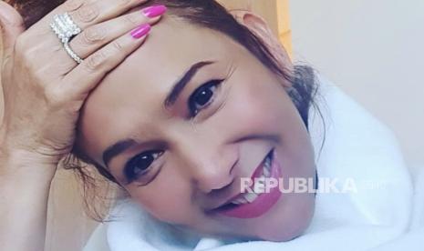 Artis Kiki Fatmala. Aktris dan model Kiki Fatmala meninggal dunia dalam usia 56 tahun setelah mengidap komplikasi akibat kanker.