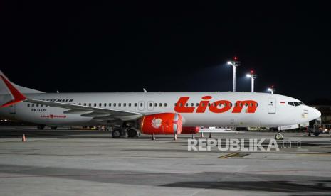 Pesawat Boeing 737 Max 8 milik Lion Air parkir di Bandara Internasional I Gusti Ngurah Rai, Kabupaten Badung, Bali.