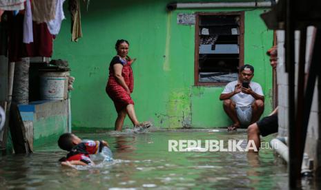 Banjir Rob Genangi Permukiman Warga di Muara Angke |Republika Online 9 001873900 1762413970 830 556
