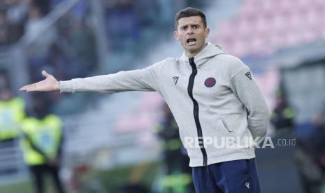 Pelatih Bologna Thiago Motta